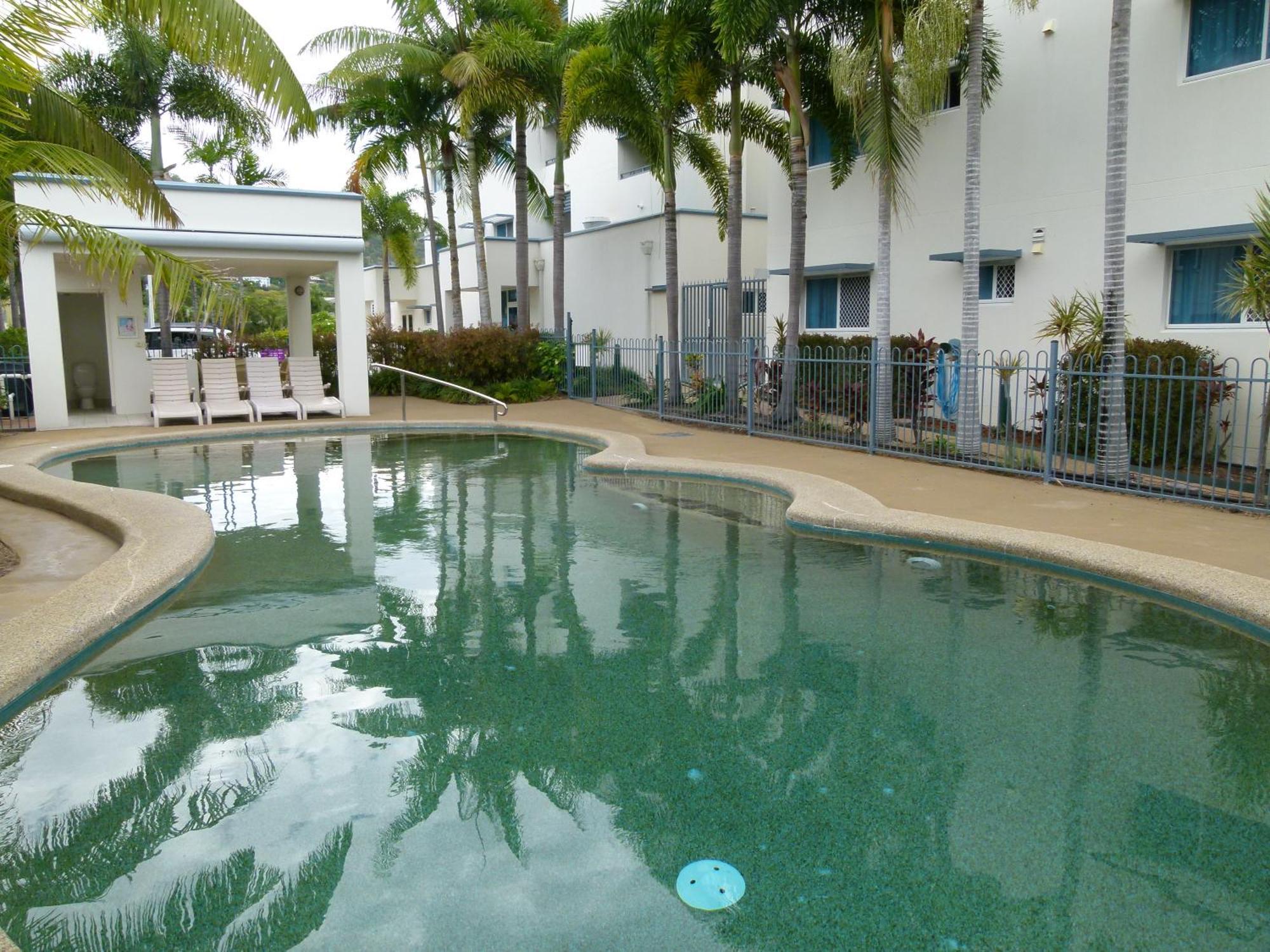 Madison Ocean Breeze Apartments Townsville Bagian luar foto