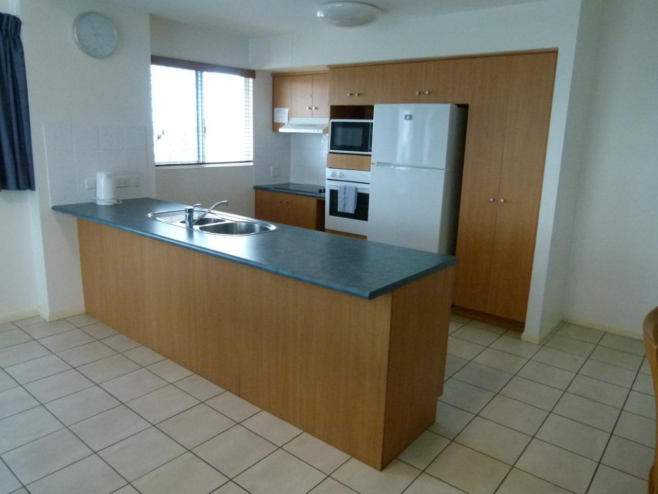 Madison Ocean Breeze Apartments Townsville Bagian luar foto